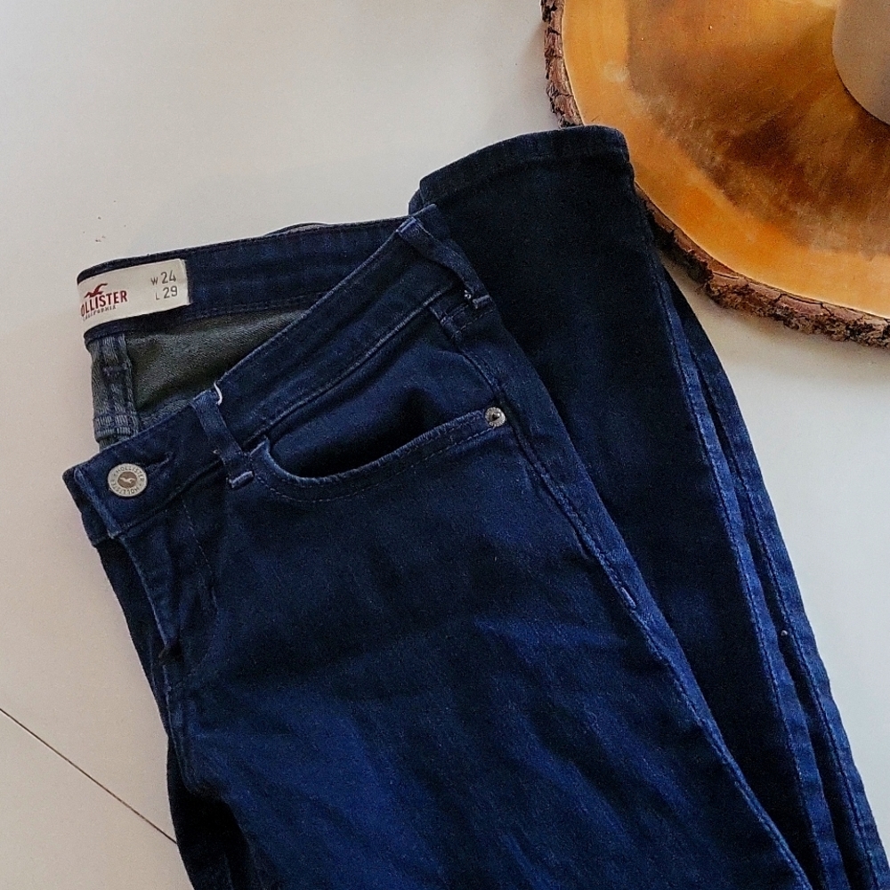 Dark blue denim skinny jeans